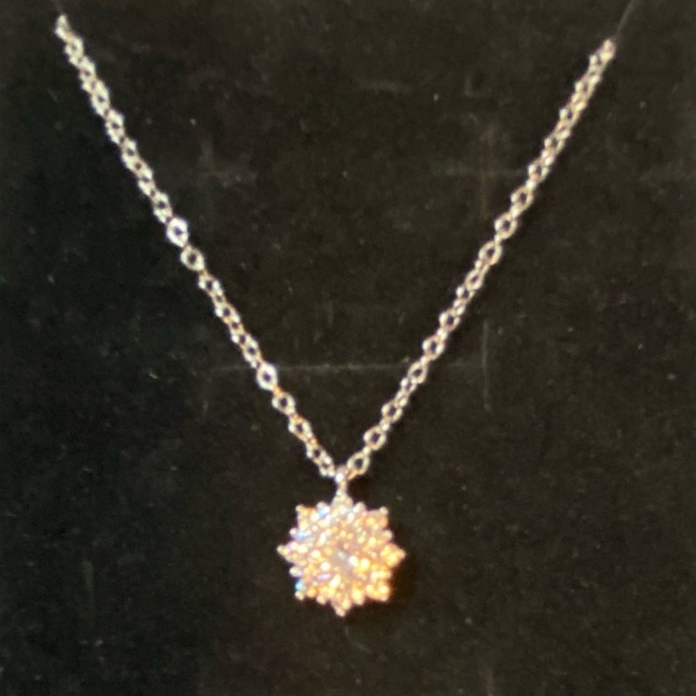 Sterling silver CZ flower necklace 💎💕 - Picture 3 of 6